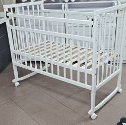 Кровать детская "Мой малыш 2" колесо/качалка,2 уровня,автопланка, цвет: белый